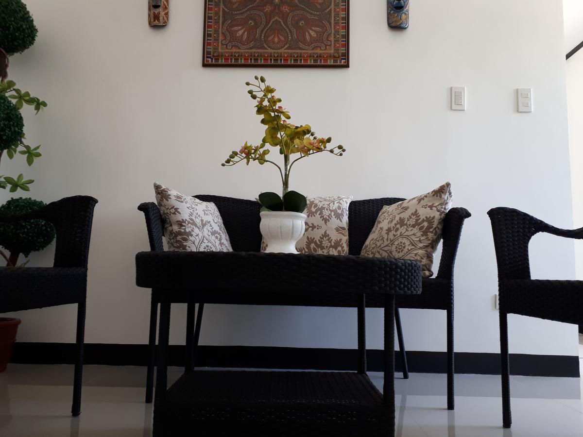 Kent Travellers' Inn Coron Εξωτερικό φωτογραφία