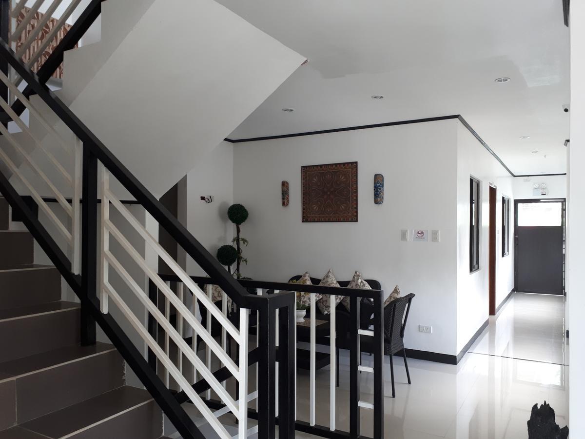 Kent Travellers' Inn Coron Εξωτερικό φωτογραφία